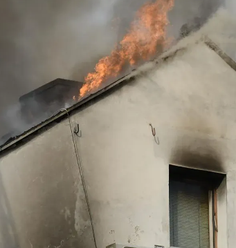 VELIKA TUGA U BANJOJ LUCI: U požaru život izgubilo dijete, drugo zadobilo teške povrede