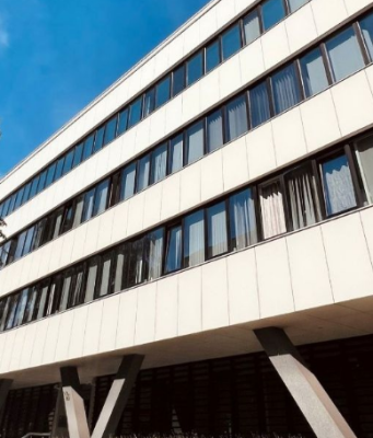 STRAVIČNO NASILJE U BiH: Pijan muškarac nožem napao vanbračnu suprugu, slijedi odluka o pritvoru