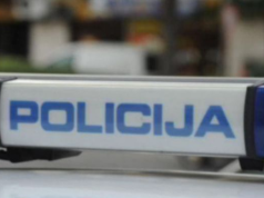 BJEŽALI OD POLICIJE, PA IZLETJELI S CESTE: Jedna osoba poginula, osam povrijeđenih