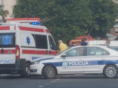 STRAVIČNA NESREĆA: Dijete od godinu i po teško povrijeđeno nakon što ga je pregazio traktor