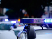 SLAVLJE SE PRETVORILO U DRAMU: Mladić (21) pao s krova automobila u pokretu