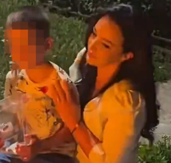 (FOTO, VIDEO) TUŽAN PRIZOR KOJI JE RASPLAKAO REGION: Na humanitarni koncert za Lava (8) gotovo niko nije došao