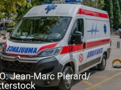 VOZILO POKOSILO MAJKU I DIJETE: Oboje hitno prevezeni u bolnicu