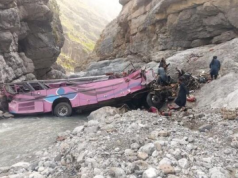 Užas u Pakistanu: Najmanje 40 mrtvih nakon slijetanja autobusa u provaliju