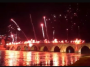 Bakljada na mostu Mehmed-paše Sokolovića u čast ratnog zločinca Ratka Mladića, stotine ljudi prodefilovale ulicama Zvornika