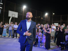 SNAGA NARODA ODRŽALA SKUP: Pogledajte koliko je ljudi podržalo Ramu Isaka