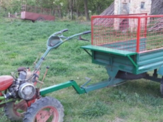 Tragedija u BiH: Muškarac poginuo nakon što se prevrnuo motokultivator