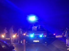 Stravična nesreća kod Cazina: Automobil naletio na troje maloljetne djece