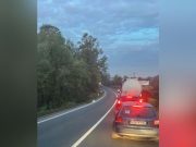 Teška nesreća kod Tuzle: Autobus sletio s puta, 11 osoba povrijeđeno, saobraćaj obustavljen