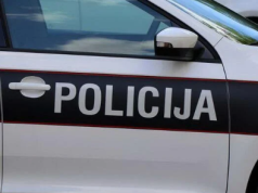Užas u Livnu: Muškarac optužen da je napadao vlastitu majku