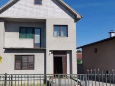 NOVI DETALJI PORODIČNE TRAGEDIJE: Ovo je kuća u kojoj je otac ubio čovjeka osumnjičenog za silovanje svoje kćerke