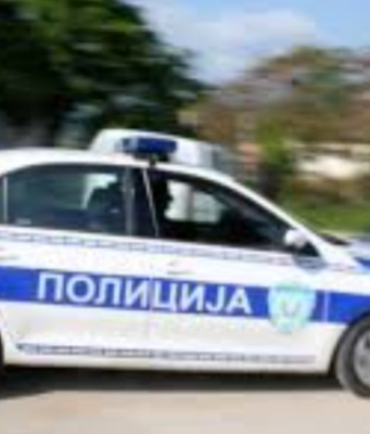 JEZIVI DETALJI NAPADA: Mladić nasrnuo na bivšinog dečka, ona mu navodno dodala čekić