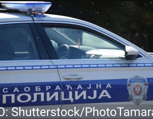 Užas kod pružnog prelaza: Voz udario u automobil